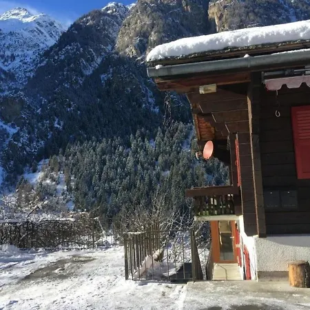 Chalet Veilchen דירה *